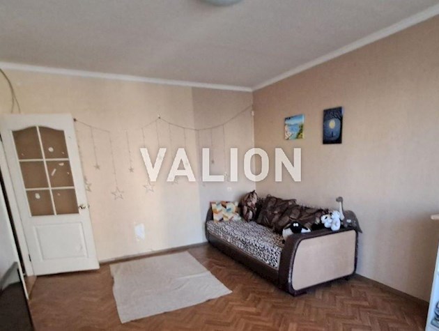 Продається затишна 3-к квартира біля Озера на Позняках, Ревуцького, 8!