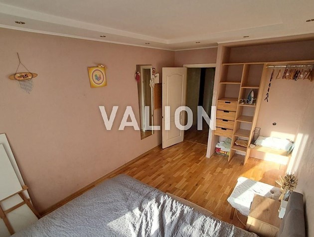 Продається затишна 3-к квартира біля Озера на Позняках, Ревуцького, 8!