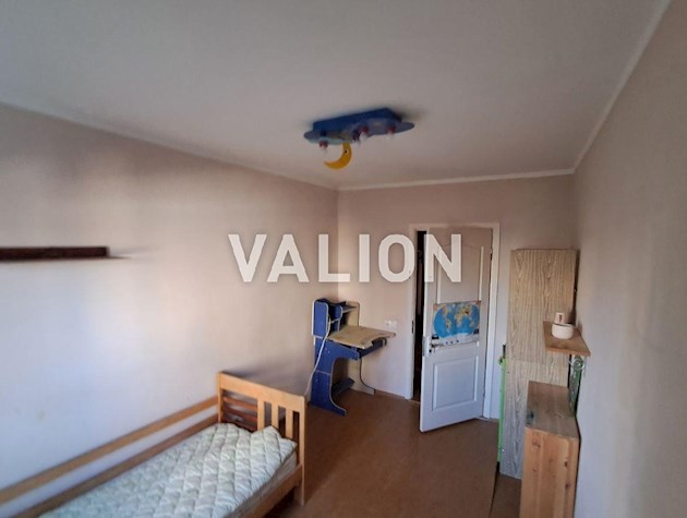 Продається затишна 3-к квартира біля Озера на Позняках, Ревуцького, 8!