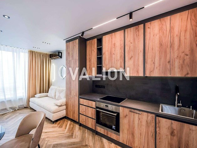 Продажа 1-к квартиры ул. Александра Олеся 15/23