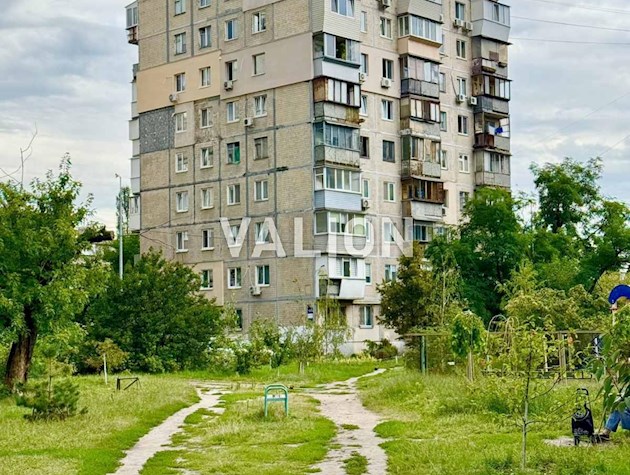 Продаж 1-кімнатної квартири, вул. Івана Миколайчука, 19/2