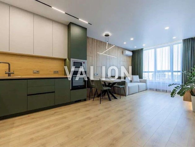 Продаж 1-к квартири вул. Сім’ї Крістерів 16. ЖК Варшавський -2