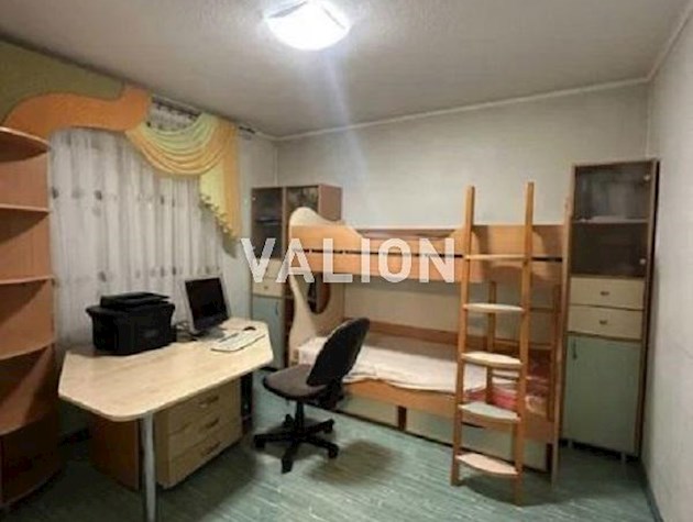 Продается 3-х комнатная квартира, в Деснянском районе, Троещина, ул. Лаврухина, 7