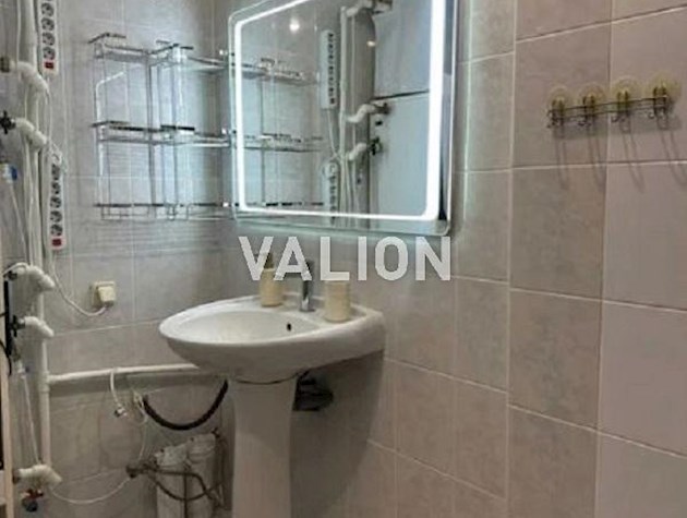 Продается 3-х комнатная квартира, в Деснянском районе, Троещина, ул. Лаврухина, 7