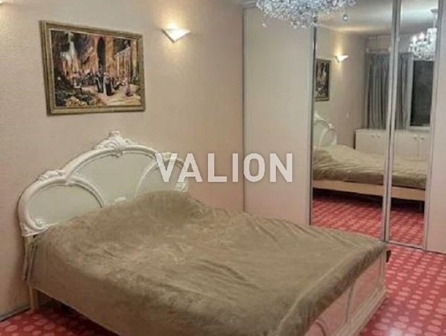 Продается 3-х комнатная квартира, в Деснянском районе, Троещина, ул. Лаврухина, 7