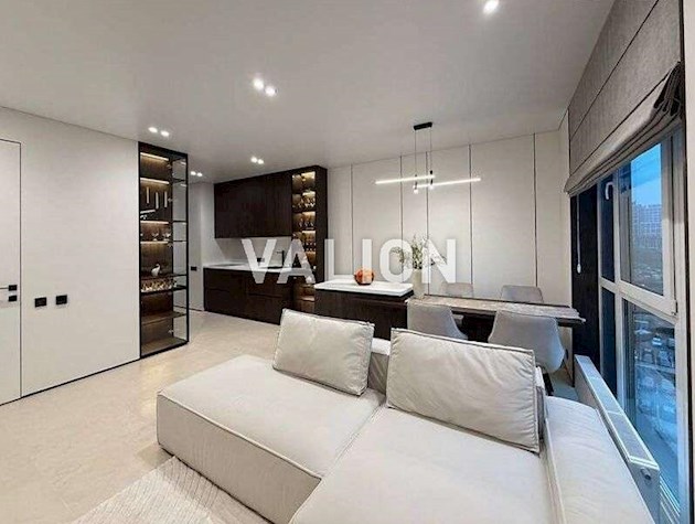 Продаж 2-к квартири ЖК Варшавський 3 вул.Змієнка Всеволода15/23