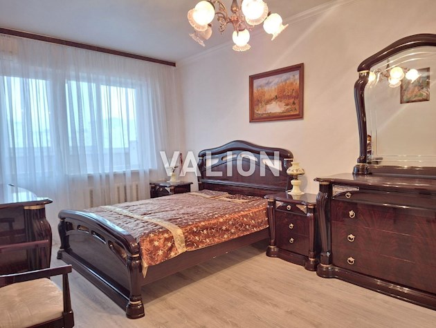 Без % Продаж 2к квартири вул. Рональда Рейгана 9