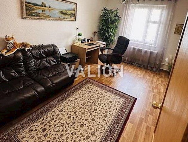 Продаж 4-к квартири вул.Гмирі Бориса Дарницький район