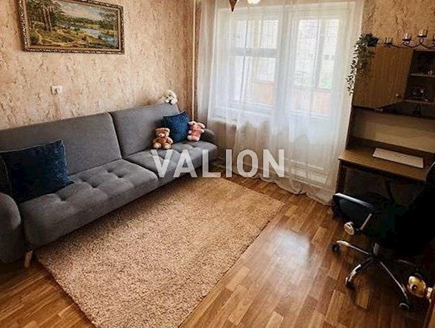 Продаж 4-к квартири вул.Гмирі Бориса Дарницький район