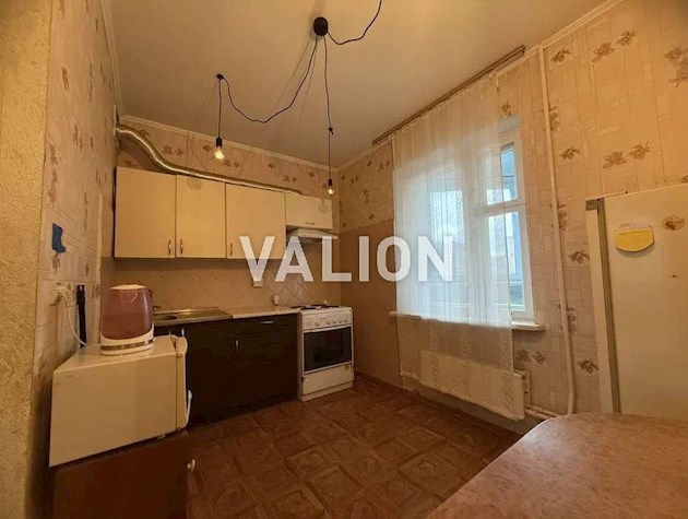 Продажа 4-комнатной квартиры по ул.Ревуцкого, 18а