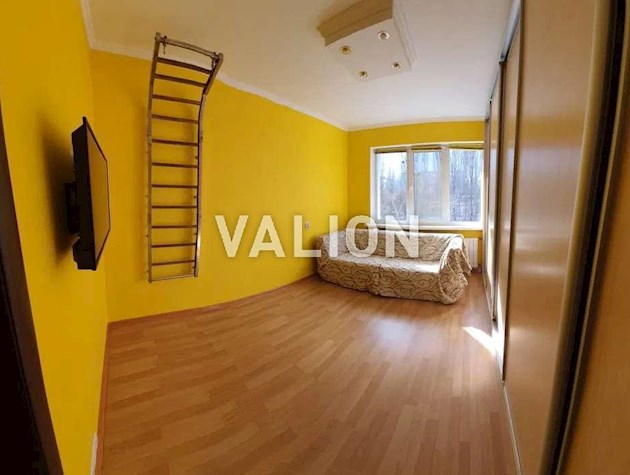 Продажа 3-к квартиры ул. Ирпенская 2