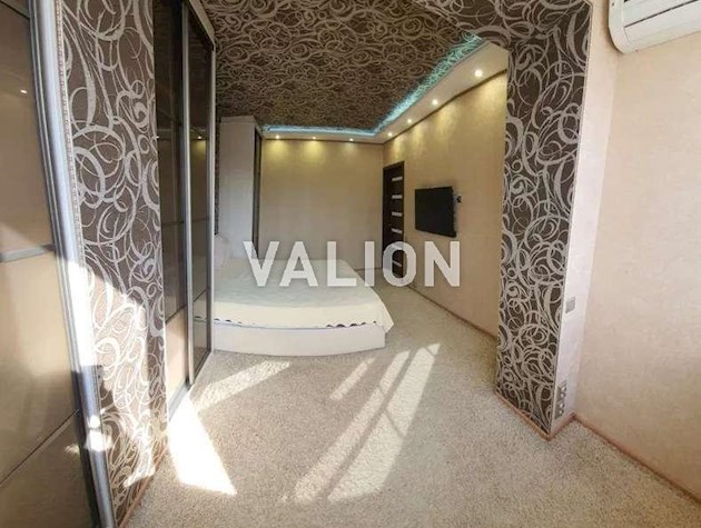 Продажа 3-к квартиры ул. Ирпенская 2