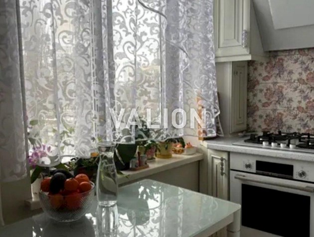 Продажа 3 комнатной квартиры ул.Васильковская 2а, метро Голосеевская