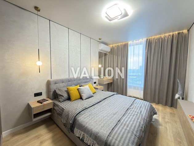 Продажа 2-комнатной квартиры «Варшавский-З» ул. Всеволода Змиенко 15/23