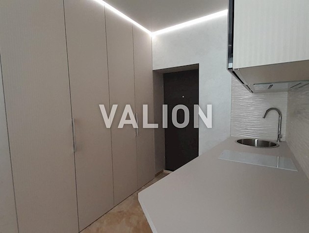 Продажа 1-комнатной смарт-квартиры, ул. Николая Соловцова 2, ЖК Sky Hill, Печерский район