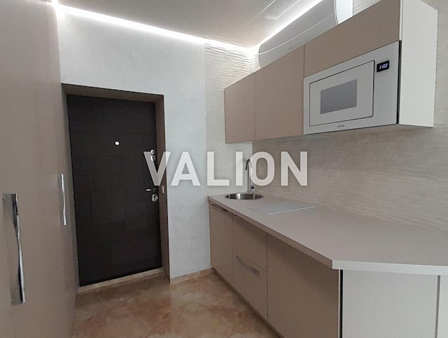 Продажа 1-комнатной смарт-квартиры, ул. Николая Соловцова 2, ЖК Sky Hill, Печерский район