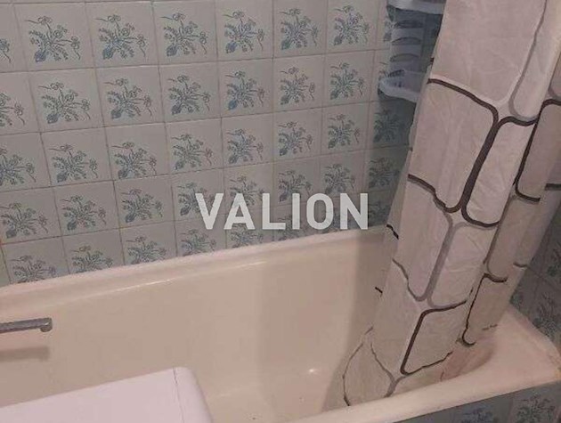 Продаж 3-к квартири вул. Ольжича 17а