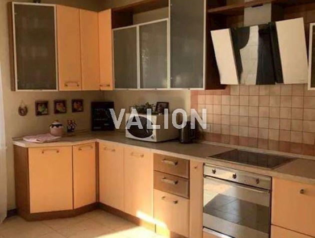 Продажа 4-комнатной квартиры ул. Михаила Котельникова 35