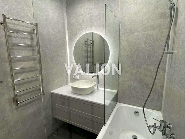 Продаж 1-к квартири вул. Всеволода Зміїнка 15/23 ЖК Варшавський 3