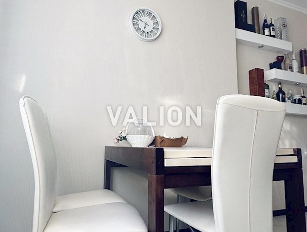 Продается однокомнатная квартира, ЖК «Ликоград-3», улица Здановской Юлии (Ломоносова), 50/2