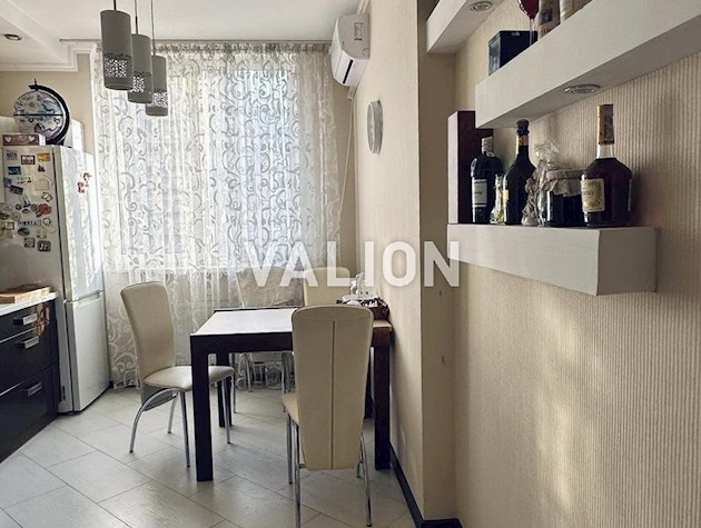 Продается однокомнатная квартира, ЖК «Ликоград-3», улица Здановской Юлии (Ломоносова), 50/2