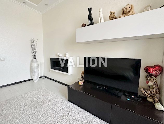 Продается однокомнатная квартира, ЖК «Ликоград-3», улица Здановской Юлии (Ломоносова), 50/2