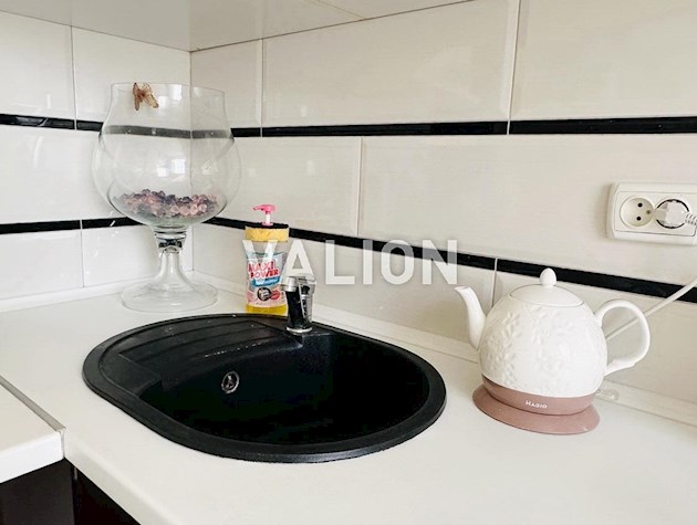 Продается однокомнатная квартира, ЖК «Ликоград-3», улица Здановской Юлии (Ломоносова), 50/2