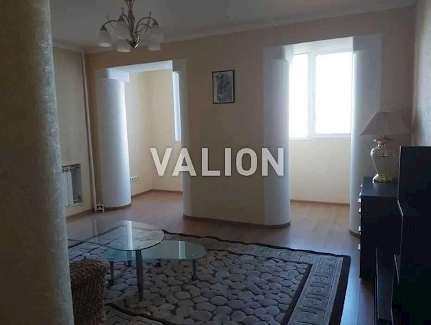 Продажа 2-к квартиры ул. Полярная 8е