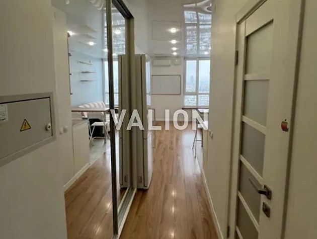 Продаж 1-к квартири просп. Соборності 17