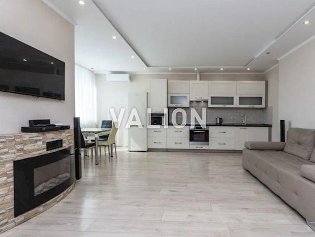 Продажа 1-к квартиры просп. Воскресенский 10а