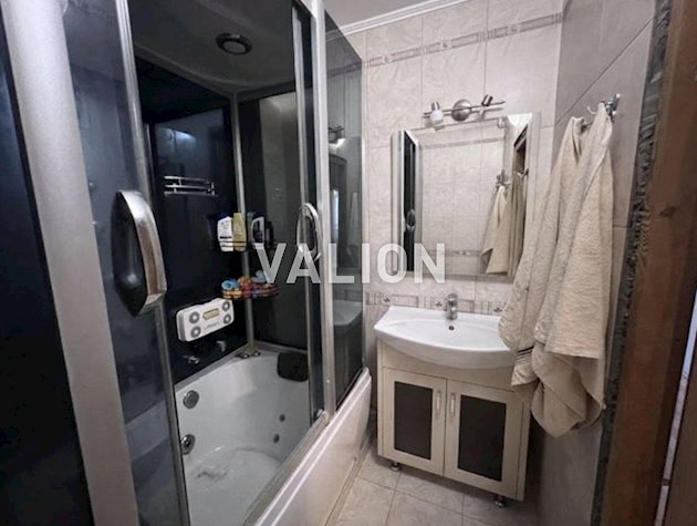 Продается 3-х комнатная квартира, в Деснянском районе, Троещина, ул. Радунская 11-А, 91/46,8/11,7 м2