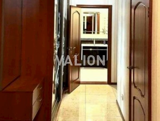 Продажа 2-комнатной квартиры по ул. Олега Мудрака (Наумова), дом 66, Новобеличи, Святошинский район, г. Киев