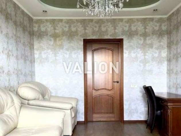 Продажа 2-комнатной квартиры по ул. Олега Мудрака (Наумова), дом 66, Новобеличи, Святошинский район, г. Киев