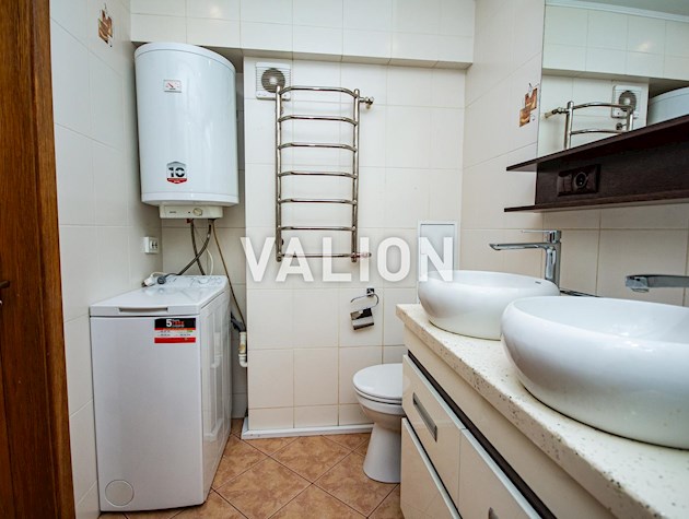 Продажа 2-х комн. квартиры, Нежинская,10, Соломенский район, Караваевы дачи