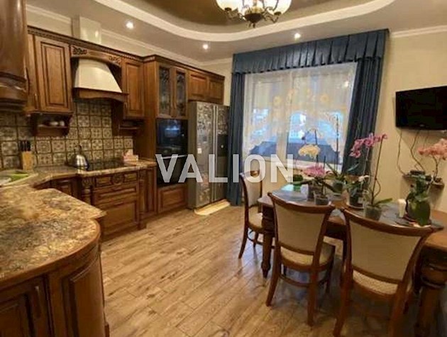 Продажа 3-к квартиры ул. Урловская 21б