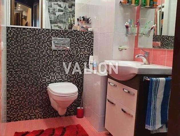 Продаж 4-к квартири вул. Олександра Мишуги 12