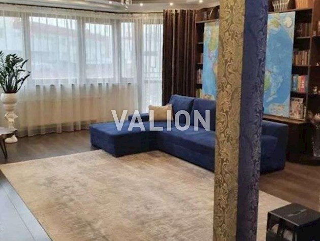 Продаж 4-к квартири вул. Олександра Мишуги 12