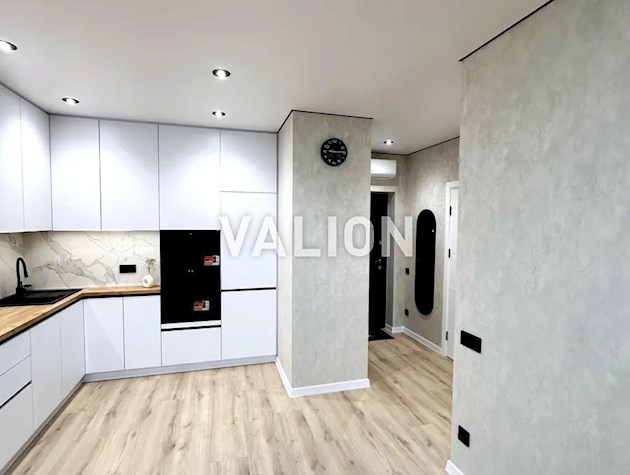 Продажа 1-к квартиры ЖК Варшавский 2 ул. Семьи Кристеров, дом. 14 .