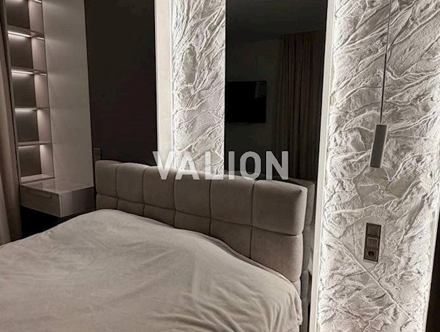 Продажа 2 к квартиры ЖК Варшавский 3, ул. Всеволода Змиенка, 30 с ремонтом