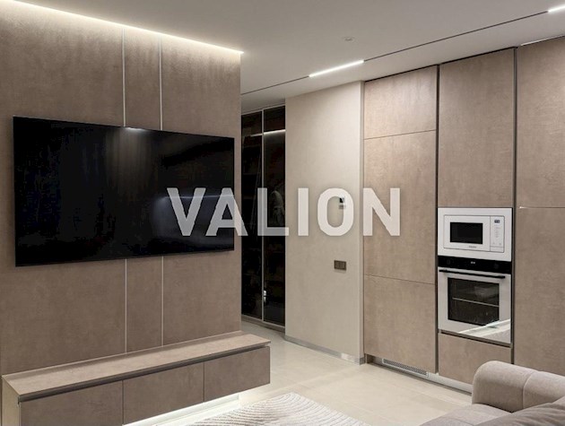 Продажа 2 к квартиры ЖК Варшавский 3, ул. Всеволода Змиенка, 30 с ремонтом