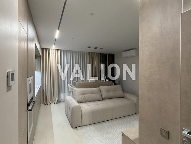 Продажа 2 к квартиры ЖК Варшавский 3, ул. Всеволода Змиенка, 30 с ремонтом