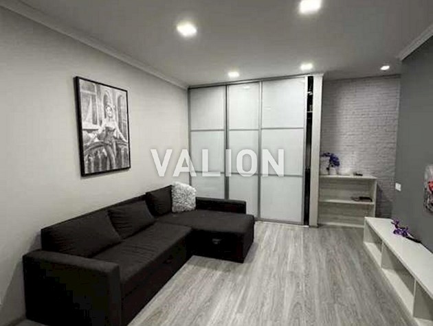 Продаж 1-к квартири вул. Бастіонна 10