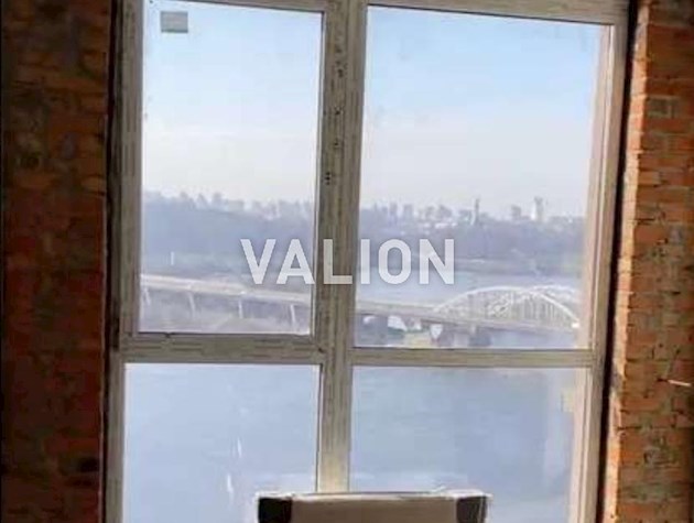 Продаж 2-к квартири вул. Дніпровська набережна 12д