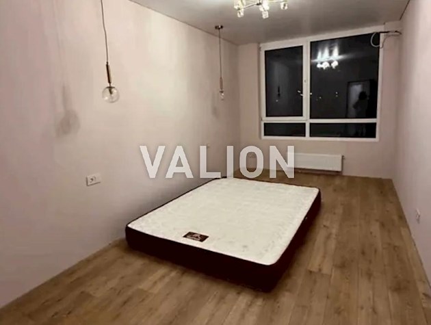 Продаж 3-к квартири Дніпровська набережна 15ж