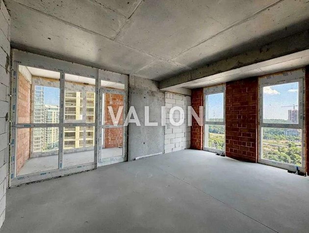 Продаж 3-к квартири вул. А.Верхогляда 30