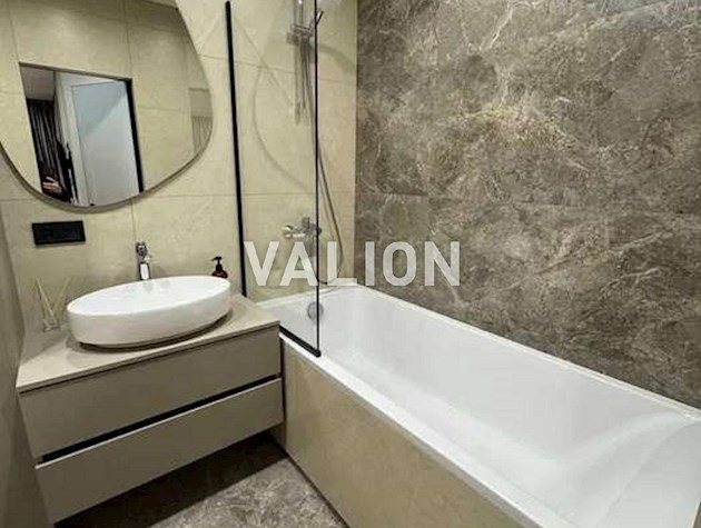 Продажа 2-к квартиры ул. Семьи Кристеров 14б