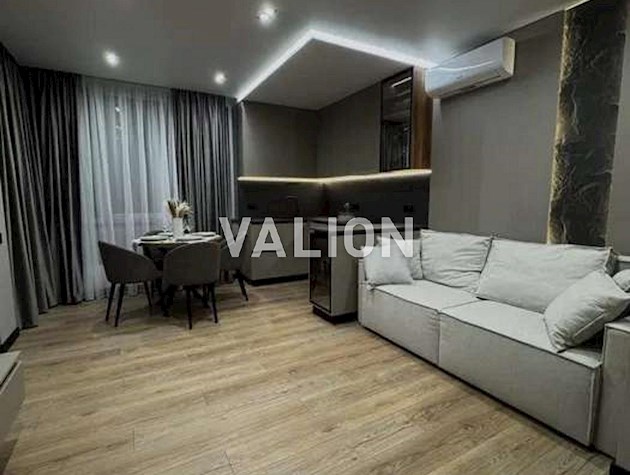 Продажа 2-к квартиры ул. Семьи Кристеров 14б