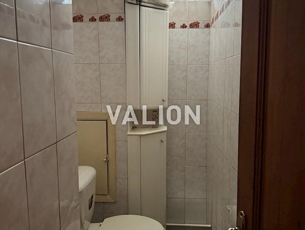 Березняки, 3-комнатная квартира возле Днепра, проспект Павла Тычины 10