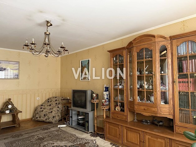 Березняки, 3-комнатная квартира возле Днепра, проспект Павла Тычины 10