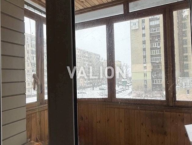 Березняки, 3-комнатная квартира возле Днепра, проспект Павла Тычины 10